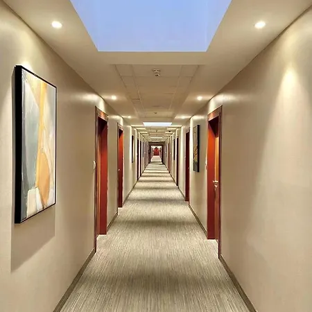 Milky Way Hotel 4*